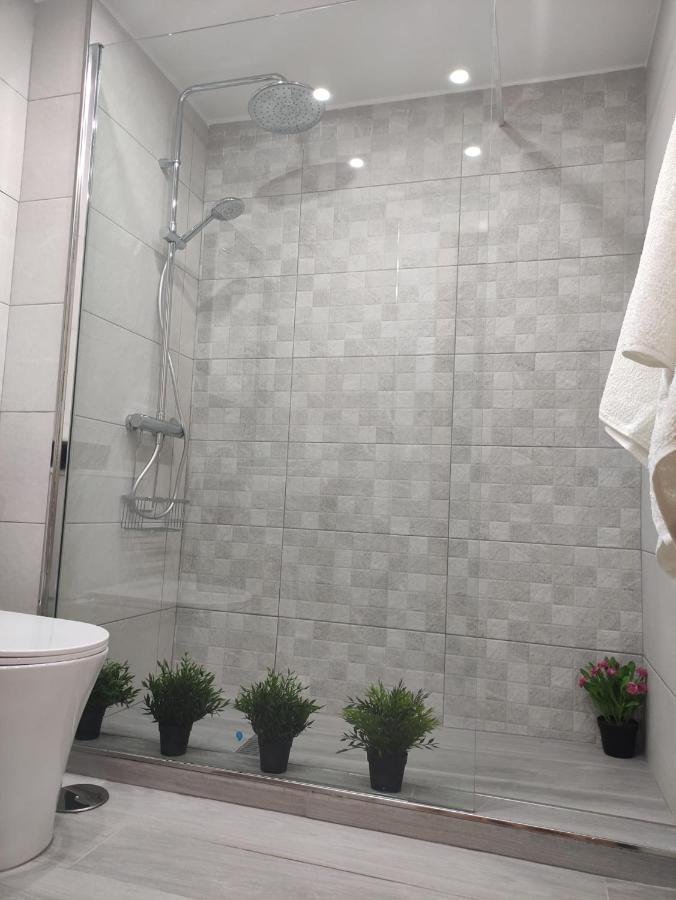 Apartamento La Victoria มาลากา ภายนอก รูปภาพ