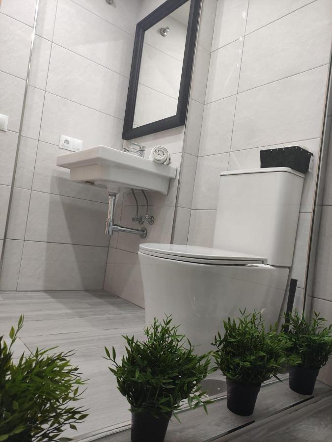 Apartamento La Victoria มาลากา ภายนอก รูปภาพ