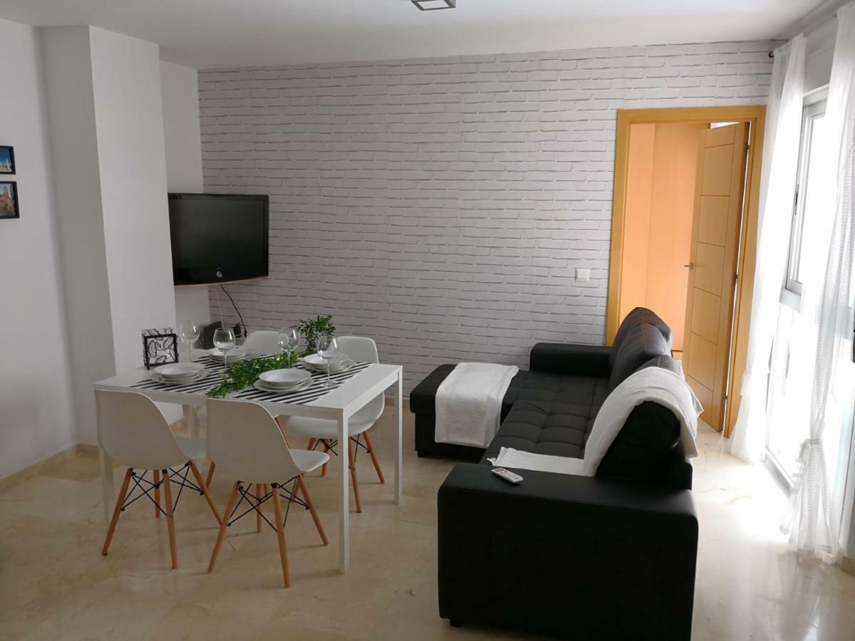 Apartamento La Victoria มาลากา ภายนอก รูปภาพ