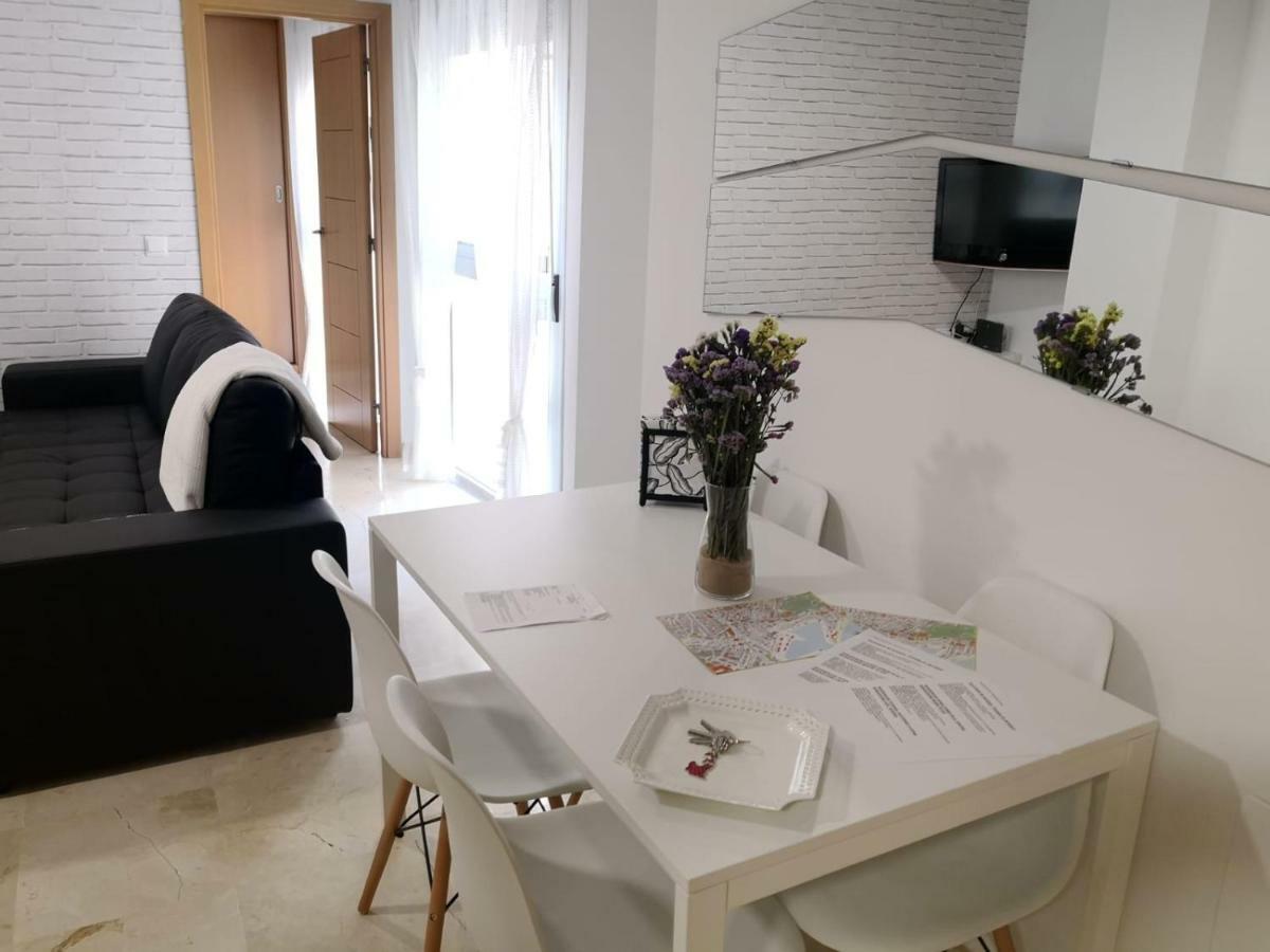 Apartamento La Victoria มาลากา ภายนอก รูปภาพ